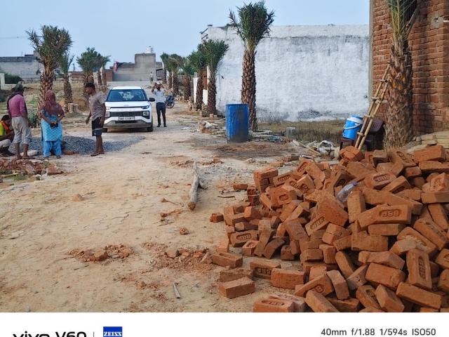 Residential Plot in Sector 138 for resale Noida. The reference number is 20981000
