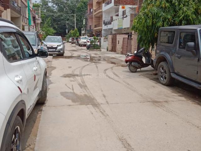 Residential Plot in Sector 17 for resale Faridabad. The reference number is 20984266