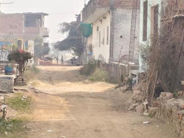 Residential Plot in Sector 143 for resale Noida. The reference number is 20149644