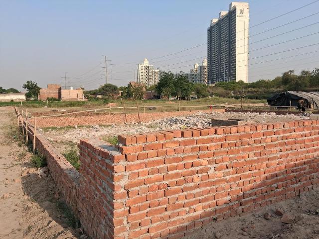 Residential Plot in Sector 144 for resale Noida. The reference number is 20045785