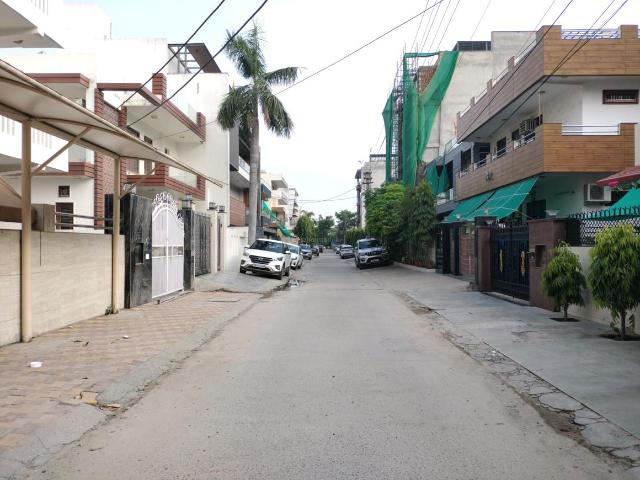 Residential Plot in Sector 15 for resale Faridabad. The reference number is 20597269