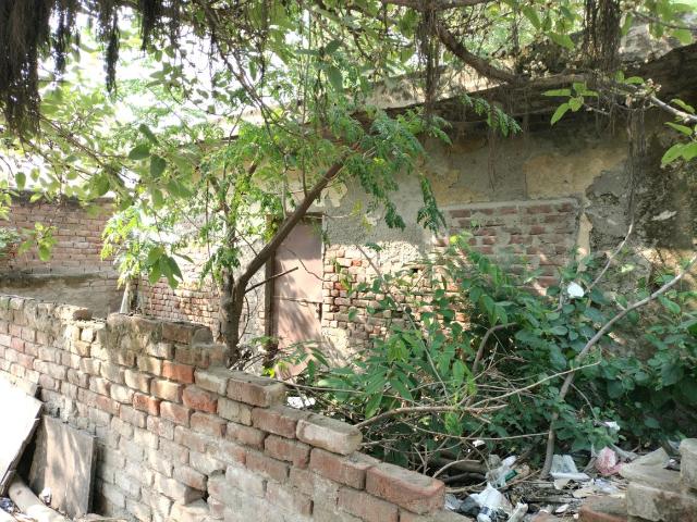 Residential Plot in Pochanpur Colony for resale New Delhi. The reference number is 20614968