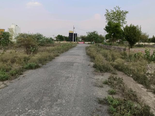 Residential Plot in Sector 35 Rohini for resale New Delhi. The reference number is 20484737