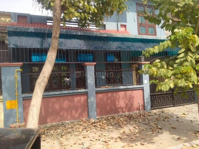 Residential Plot in Sector Xu 2 for resale Greater Noida. The reference number is 20069203