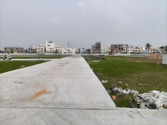 Residential Plot in Selaiyur for resale Chennai. The reference number is 20339782