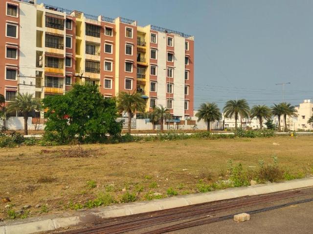 Residential Plot in Selaiyur for resale Chennai. The reference number is 20619316
