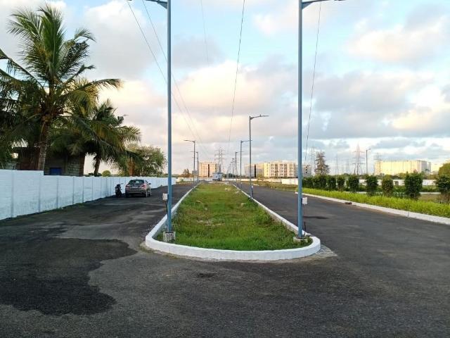 Residential Plot in Selaiyur for resale Chennai. The reference number is 20636750