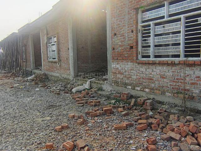 Residential Plot in Sevai for resale Lucknow. The reference number is 20754205