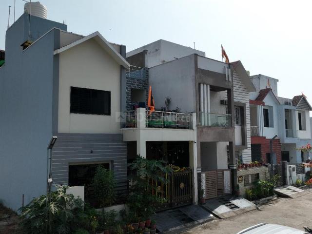 Residential Plot in Shankar Nagar for resale Raipur. The reference number is 18309557