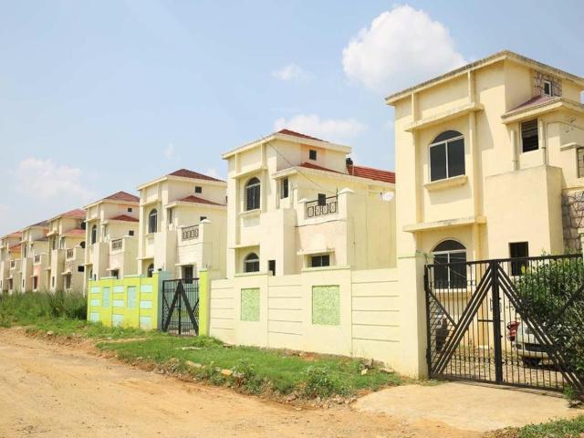Residential Plot in Shadnagar for resale Ranga Reddy. The reference number is 16604813