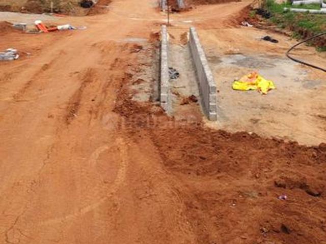 Residential Plot in Shadnagar for resale Ranga Reddy. The reference number is 20642361