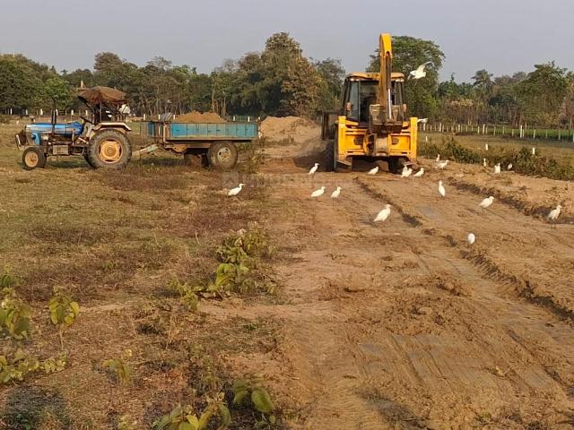 Residential Plot in Shiv Mandir Rd for resale Siliguri. The reference number is 13975250