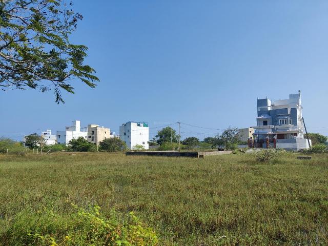Residential Plot in Sholinganallur for resale Chennai. The reference number is 8062311