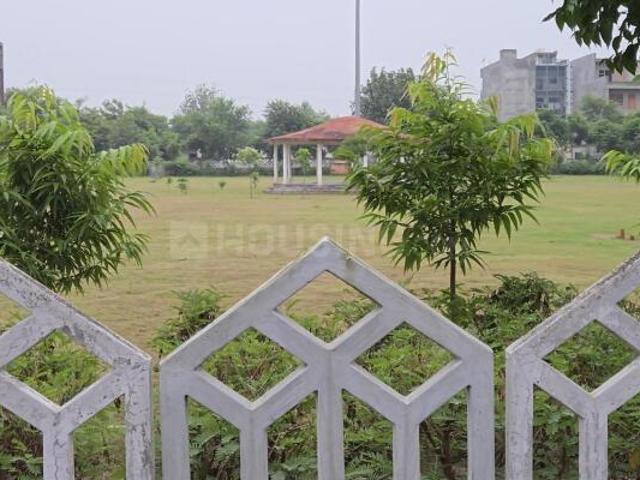 Residential Plot in Sigma IV for resale Greater Noida. The reference number is 20520853
