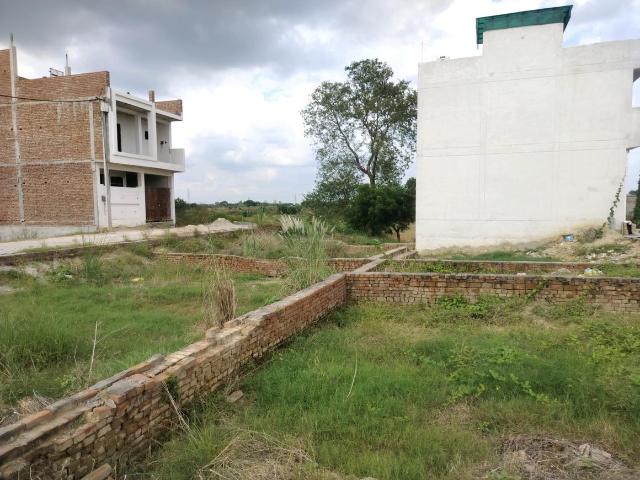 Residential Plot in Sikrod for resale Ghaziabad. The reference number is 15458710