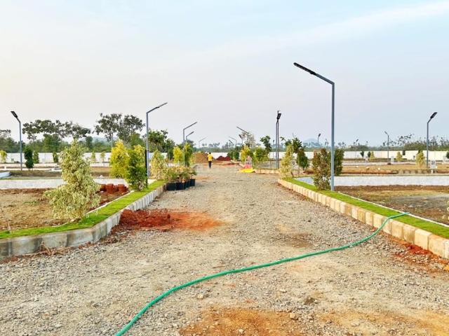 Residential Plot in Singaperumal Koil for resale Chennai. The reference number is 19639843
