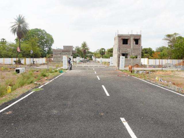 Residential Plot in Singaperumal Koil for resale Chennai. The reference number is 19782189