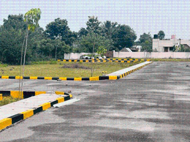 Residential Plot in Singaperumal Koil for resale Chennai. The reference number is 20023400