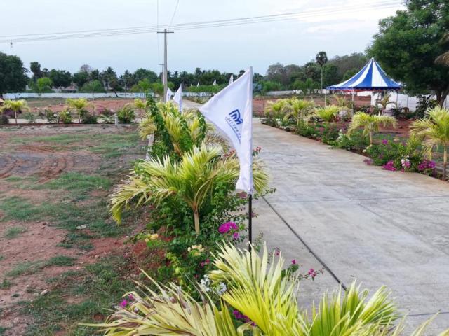 Residential Plot in Singaperumal Koil for resale Chennai. The reference number is 20447281