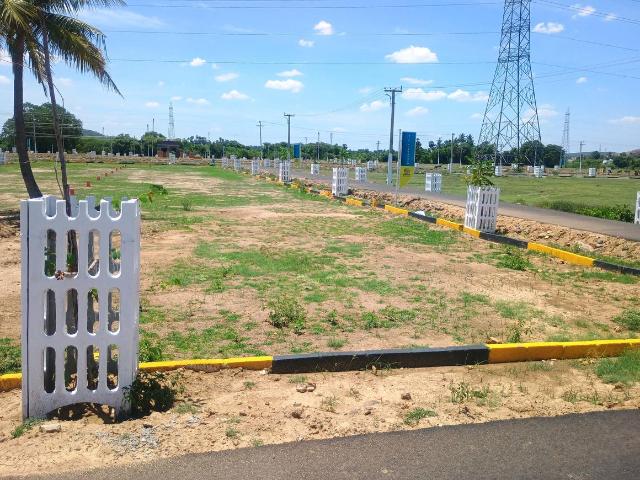 Residential Plot in Singaperumal Koil for resale Chennai. The reference number is 20559091