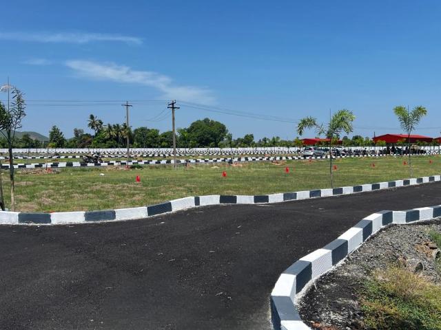 Residential Plot in Singaperumal Koil for resale Chennai. The reference number is 20616667