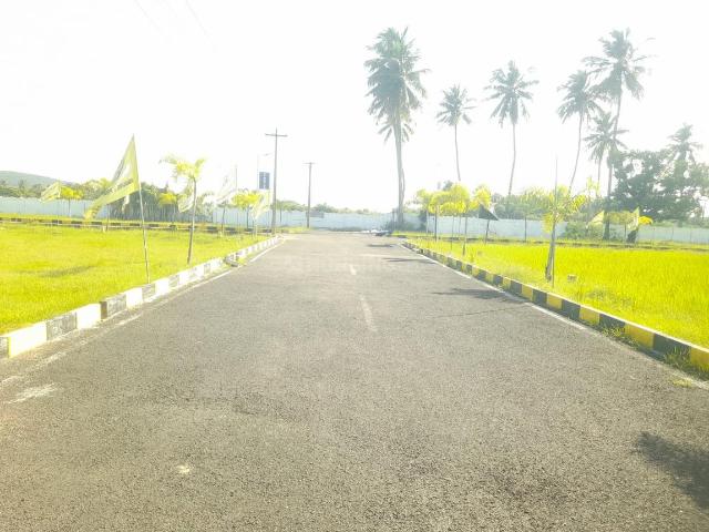 Residential Plot in Singaperumal Koil for resale Chennai. The reference number is 20720204