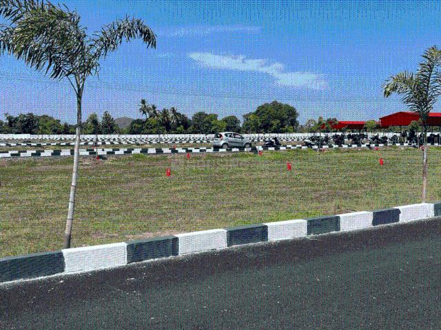Residential Plot in Singaperumal Koil for resale Chennai. The reference number is 20812749