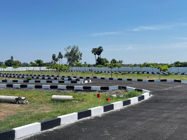 Residential Plot in Singaperumal Koil for resale Chennai. The reference number is 20905697