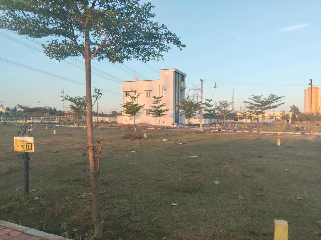 Residential Plot in Siruseri for resale Chennai. The reference number is 17504021