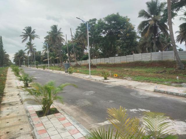 Residential Plot in Somanahalli for resale Bengaluru. The reference number is 19357319