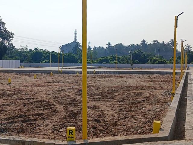 Residential Plot in Srirangam for resale Tiruchirappalli. The reference number is 19593201