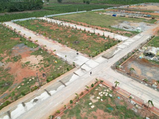Residential Plot in Tadigadapa for resale Krishna. The reference number is 19302460