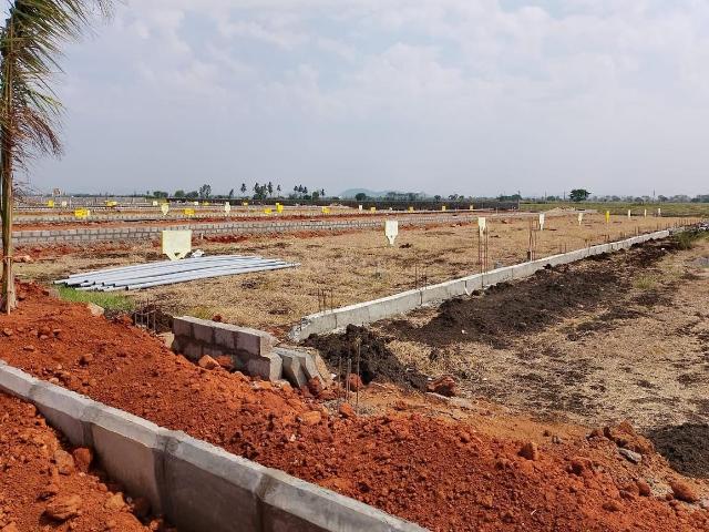 Residential Plot in Tadikonda for resale Guntur. The reference number is 14751685