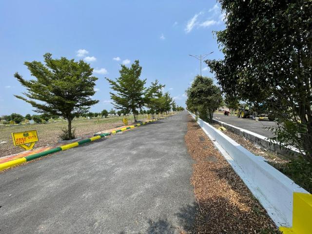 Residential Plot in Tadikonda for resale Guntur. The reference number is 14755689