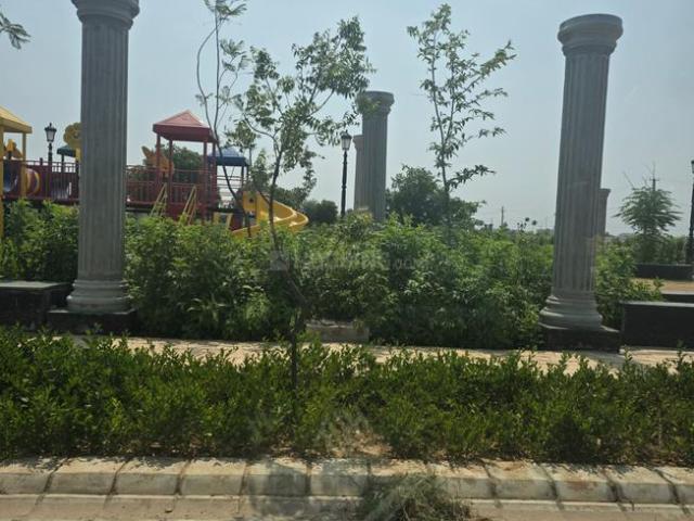 Residential Plot in Tajupur for resale Faridabad. The reference number is 19917687