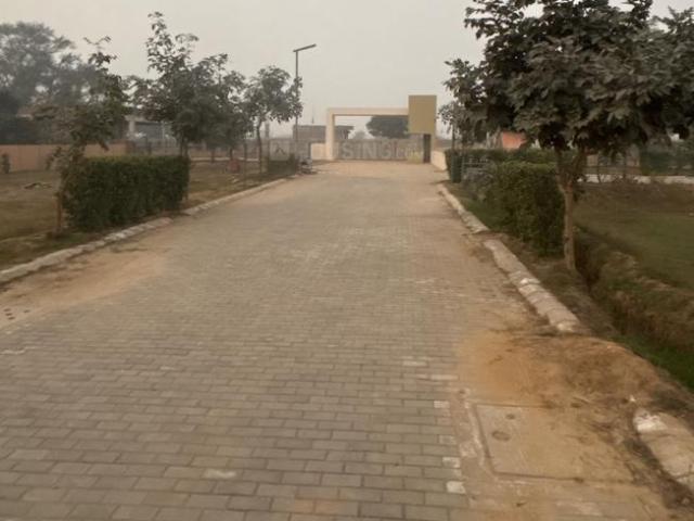 Residential Plot in Tajupur for resale Faridabad. The reference number is 19234376