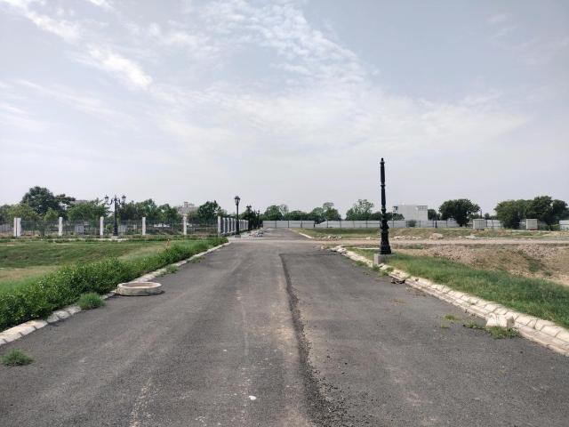 Residential Plot in Tajupur for resale Faridabad. The reference number is 20530946