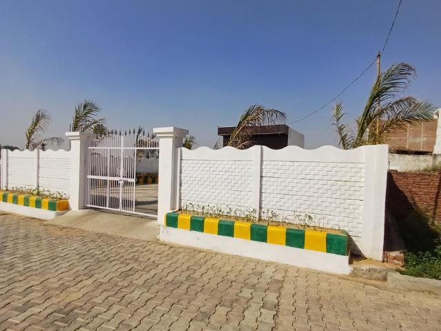 Residential Plot in Tappal for resale Aligarh. The reference number is 17000543