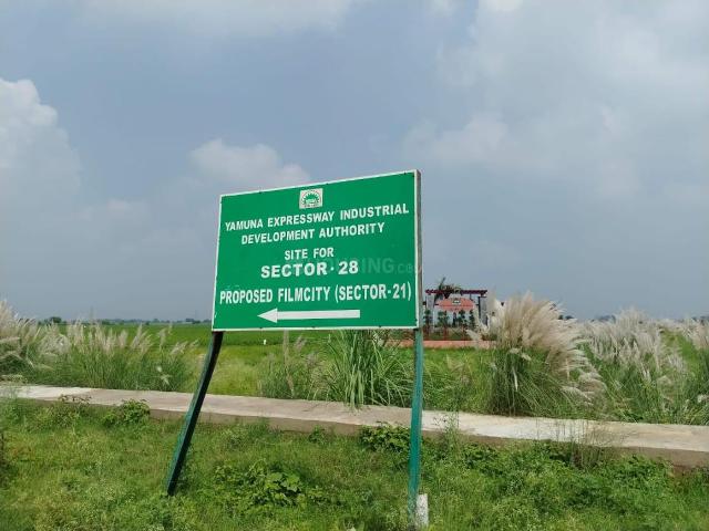 Residential Plot in Tappal for resale Aligarh. The reference number is 18698799