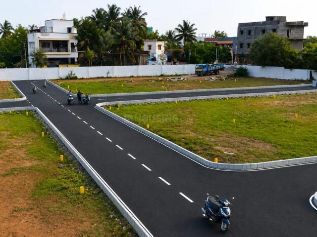 Residential Plot in Thandalam for resale Chennai. The reference number is 20421719