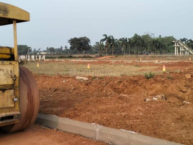 Residential Plot in Thagarapuvalasa for resale Visakhapatnam. The reference number is 20213407