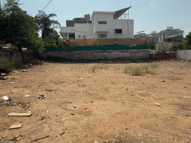 Residential Plot in Thaltej for resale Ahmedabad. The reference number is 20430241