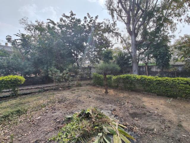 Residential Plot in Thaltej for resale Ahmedabad. The reference number is 20356769