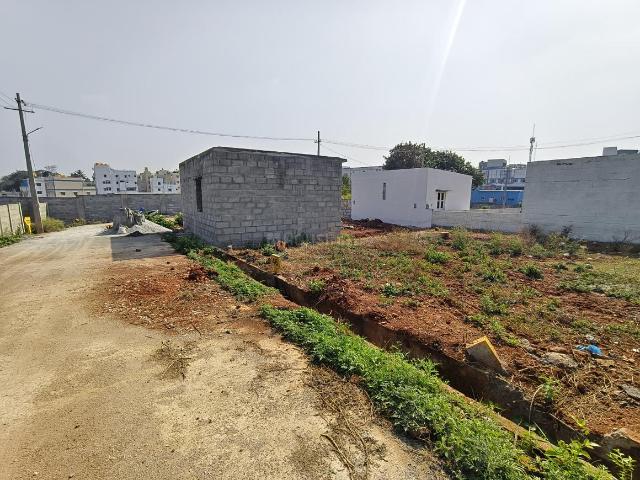 Residential Plot in Thathaguni for resale Bengaluru. The reference number is 18398736