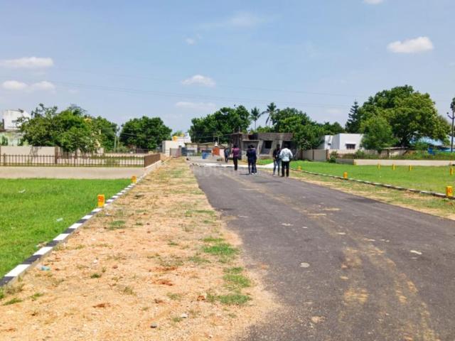 Residential Plot in Thirunindravur for resale Nadukuthagai. The reference number is 16742927
