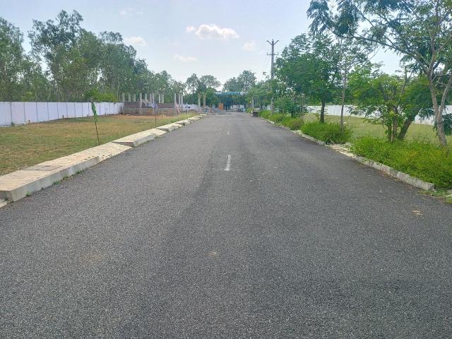 Residential Plot in Thiruporur for resale Chennai. The reference number is 20886891