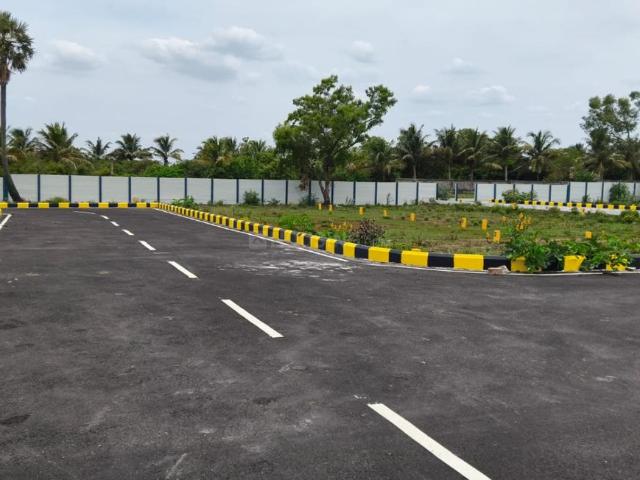 Residential Plot in Thiruporur for resale Chennai. The reference number is 20911078
