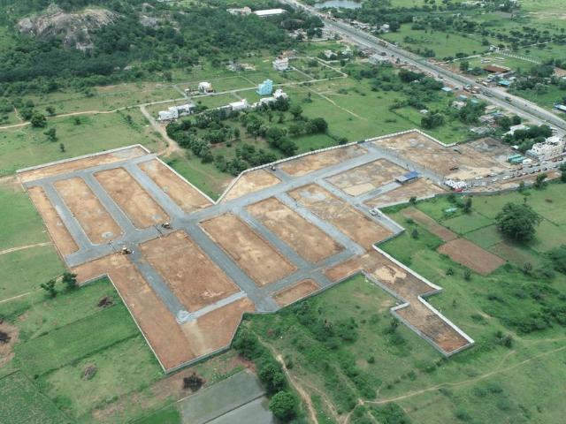 Residential Plot in Thiruparkadal for resale Vellore. The reference number is 16490481