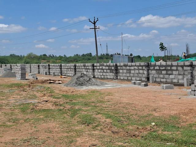 Residential Plot in Thiruverumbur for resale Tiruchirappalli. The reference number is 20396815