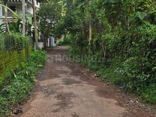 Residential Plot in Thondayad for resale Kozhikode. The reference number is 20859110